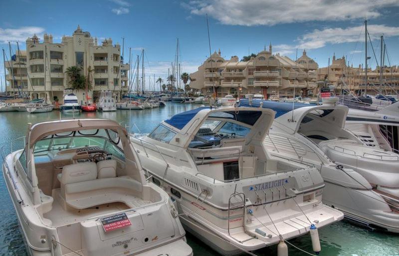 Holiday Rentals Piscina, Playa Parking A 5 Min Caminando Del Puerto De Benalmádena Buitenkant foto